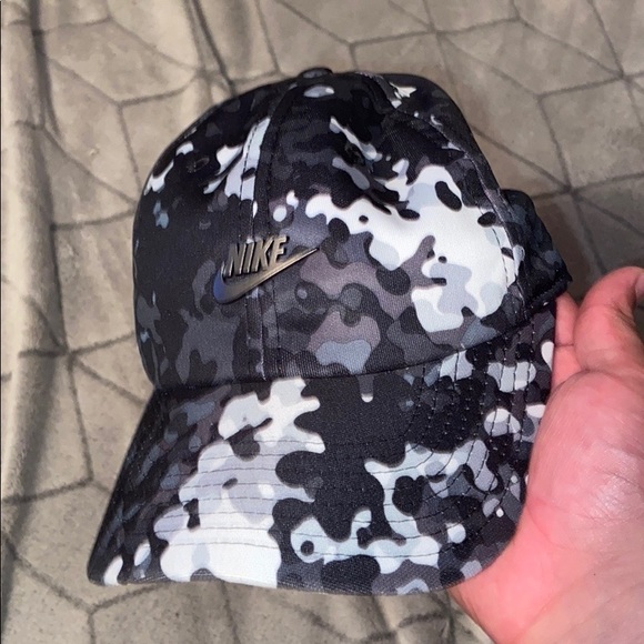 Nike hat🔥